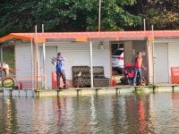 밤밭낚시터 유료낚시터 > 밤밭 붕어 총2톤 방류 : 낚시사랑