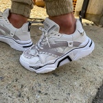 (오늘발송)온더 트랙 스니커즈 오늘발송 훈스