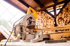 1000+ Free & Premium Circular Saw Stock Photos
