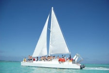 2024 Sunny Day Private Sailing Tour with Lunch 2024 Sunny Day Private Sailing Tour with Lunch 