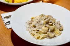 Restaurant GESCHWISTERGLÜCK - 쾰른 - Restaurant GESCHWISTERGLÜCK의 리뷰 - 트립어드바이저