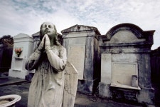 2025 Tour the oldest Cemetery in New Orleans! St. Louis Cemetery #1 - with Reviews