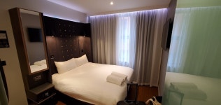 - Review of Point A Hotel, Paddington, London, England - Tripadvisor Beautiful room, friendly staff and good breakfast! - Review... 