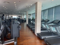 Outstanding location, river views, outsized health club facilities but misleading pool shots - Review of Grand Hotel River Park... 
