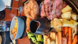 Sunday Roast Abu Dhabi - Review of The Wb Abu Dhabi, Curio Collection By Hilton, Abu Dhabi, United Arab Emirates - Tripadvisor