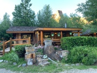 YNP East entrance cozy cabin win! - Review of Elephant Head Lodge, Cody, WY - Tripadvisor YNP East entrance cozy cabin win!... 