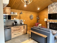 Amazing Stay! - Review of Bear Hill Lodge, Jasper, Alberta - Tripadvisor