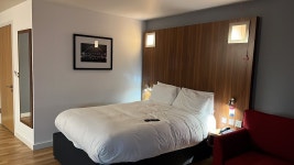 Intersex, trans , disabled and none binary friendly - Review of Ramada Encore by Wyndham Newcastle-Gateshead, Gateshead, England... 