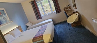 Comfortable and welcoming - Review of Travelodge Widnes, Widnes, England - Tripadvisor