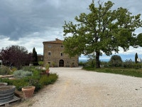 We loved it- beautiful vineyards. - Review of Villa Le Prata, Montalcino, Italy - Tripadvisor