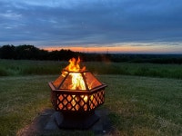 Well equipped and spacious tent on a lovely quiet site - Review of Rolling Fields Glamping, Moulsford on Thames, England... 