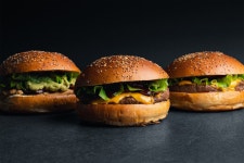 HOLY COW! GOURMET BURGER CO. HERRLISBERG, Waedenswil - Restaurant Reviews & Photos - Tripadvisor