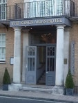 THE 10 CLOSEST Hotels to The Bar at the Kings Arms, Christchurch