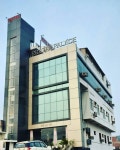 Hotel Pratap Palace (Lalganj) - 호텔 리뷰