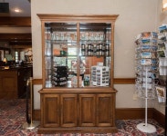 The Queen Bed Room (Mountain View) at the Eagle Mountain House & Golf Club - 이글 마운틴 하우스 & 골프 클럽, 잭슨 사진... 