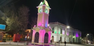 Hot springs and sauna in Tomave - Andes Salt Expeditions Tour Operator, 우유니 사진 - 트립어드바이저