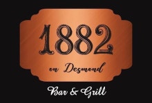 Booth seating - 1882 On Desmond Bar & Grill, 세이어 사진 - 트립어드바이저