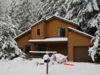 TripAdvisor - Spacious Mt. Hood lodge with private backyard hot tub and shared pool & sauna! UPDATED 2019 - Self-Catering... 