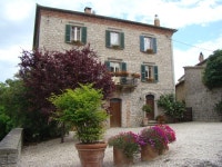 Villa Sogno apartment Has Shared Yard and Parking - UPDATED 2022 - Tripadvisor - Acqualoreto Vacation Rental