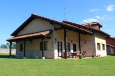 Casa rural El Gidio UPDATED 2022: 4 Bedroom House Rental in Llanes with Central Heating and Parking - Tripadvisor