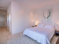 A Fully-Furnished Contemporary View Property Has Air Conditioning and Terrace - UPDATED 2022 - Tripadvisor - Los Angeles Vacation... 