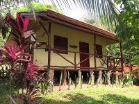 Las Luces Cabina 2 UPDATED 2024: 1 Bedroom Bungalow in Montezuma with Balcony and Terrace - Tripadvisor