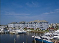 H4101 - Marina Excitement Has Terrace and Parking - UPDATED 2019 - TripAdvisor - Manteo Vacation Rental