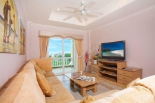 Manuae Condo 202 - 2 Beds Has Balcony and Shared Outdoor Pool (Unheated) - UPDATED 2019 - TripAdvisor - Phuket Vacation Rental