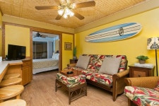 Hawaiian King #213 - 1 Bedroom, Full Kitchen, Sleeps 4 UPDATED 2019 - TripAdvisor - Honolulu Vacation Rental