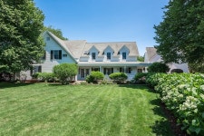 YASED - STUNNING EDGARTOWN VILLAGE LUXURY COMPOUND, HEATED POOL BORDERED BY LARG UPDATED 2019 - TripAdvisor - Edgartown Vacation...