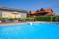 Pattaya Holiday Villa 8081 Has Wi-Fi and Shared Outdoor Pool (Unheated) - UPDATED 2019 - TripAdvisor - Jomtien Beach Vacation Rental
