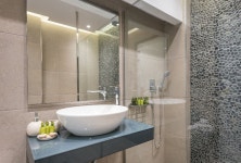 Deluxe Triple Room UPDATED 2024: 1 Bedroom Private Room in Tsilivi (Planos) with Parking available and Internet access - Tripadvisor