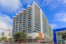 Penthouse With Balcony And Panorama View Has Washer and Balcony - UPDATED 2019 - TripAdvisor - Auckland Central Vacation Rental