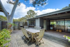  Elouera at Greenfields Beach - Pay for 2, Stay for 3 + 4pm Check Out Sundays UPDATED 2018 - TripAdvisor - Vincentia Vacation... 