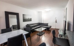  LUXURY 1BR IN MIDTOWN EAST-GYM & AC Has Air Conditioning and Internet Access - UPDATED 2018 - TripAdvisor - New York City... 