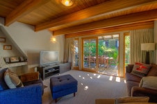 Lakefront Terrace (House & Bunkhouse) Has Waterfront and Secure Parking - UPDATED 2022 - Tripadvisor - Queenstown Vacation Rental