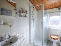 PERI LODGE (NO 204), single storey lodge, on-site pool and tennis, two shower UPDATED 2022 - Tripadvisor - Polperro Vacation Rental