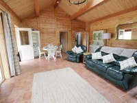 THE LODGE, all ground floor, woodburner, hot tub, pet-friendly, in Bampton UPDATED 2020 - Tripadvisor - Bampton Vacation Rental