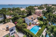 Villa Tropical UPDATED 2020: 5 Bedroom Villa in Setubal with Wi-Fi and Washer - Tripadvisor
