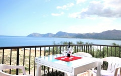 Mallorca Beach Front Line House 6 pers Has Terrace and Mountain Views - UPDATED 2019 - TripAdvisor - Son Serra de Marina Vacation... 