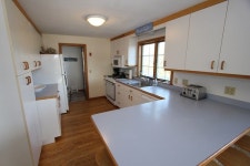 99 North Shore Blvd UPDATED 2023: 3 Bedroom House Rental in East Sandwich with DVD Player and Terrace - Tripadvisor