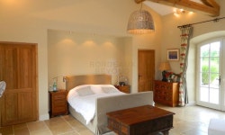 Master en suite - Mar to May and Sep to Nov 2019 UPDATED 2019 - TripAdvisor - Masquieres Vacation Rental