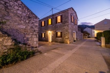 Villa Nives UPDATED 2019: 3 Bedroom Villa in Zuljana with Grill - TripAdvisor