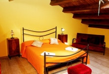 B&B Trinacria UPDATED 2019: 3 Bedroom Private Room in Randazzo with Parking and Private Yard - TripAdvisor
