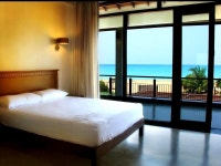 NIlaveli Bay Villa UPDATED 2024: 3 Bedroom Villa in Nilaveli with Private Yard and Shared Outdoor Pool (Unheated) - Tripadvisor