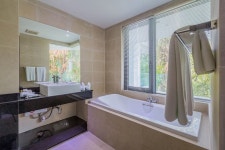 Bang Tao Beach cabins: Cabin Rentals - Tripadvisor