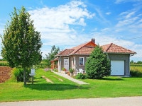 Balaton H2078 UPDATED 2018: 2 Bedroom House Rental in... Balaton H2078 UPDATED 2018: 2 Bedroom House Rental in Balatonszemes... 