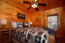 Hidden Haven ~ Perfect Family Retreat, Hot Tub, Game Room, WiFi, Gas Fireplace, UPDATED 2019 - TripAdvisor - Wears Valley... 