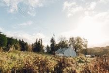 The Crofters House UPDATED 2023: 1 Bedroom House Rental in Portree with Wi-Fi and Mountain Views - Tripadvisor