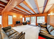 Riverhouse Retreat - 3BR w/ Deck & 200’ of McKenzie River Frontage UPDATED 2019 - TripAdvisor - McKenzie Bridge Vacation Rental